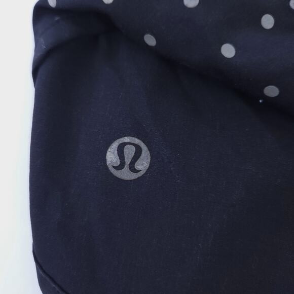 Lululemon Speed Up Reflective Polkadot Shorts Sz 4 Black Running Gym Shorts - Picture 6 of 6